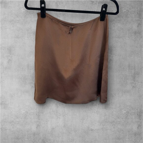 Reformation Benson Skirt, Cafe Brown, Size 4 - Picture 4 of 7